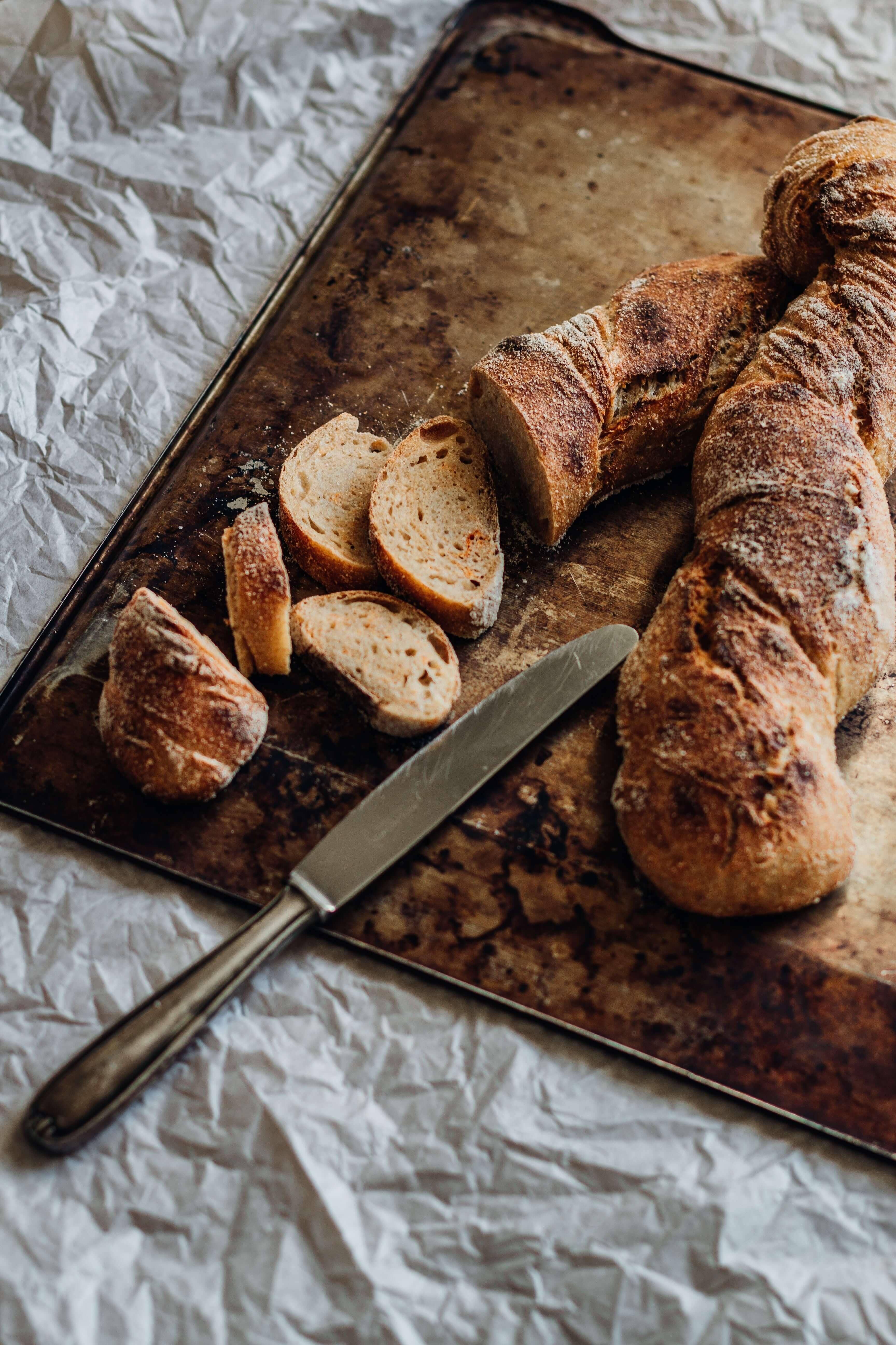 Mythen aufgelöst: Kann man als Veganer Brot essen? - Team Vegan © vegan t shirt