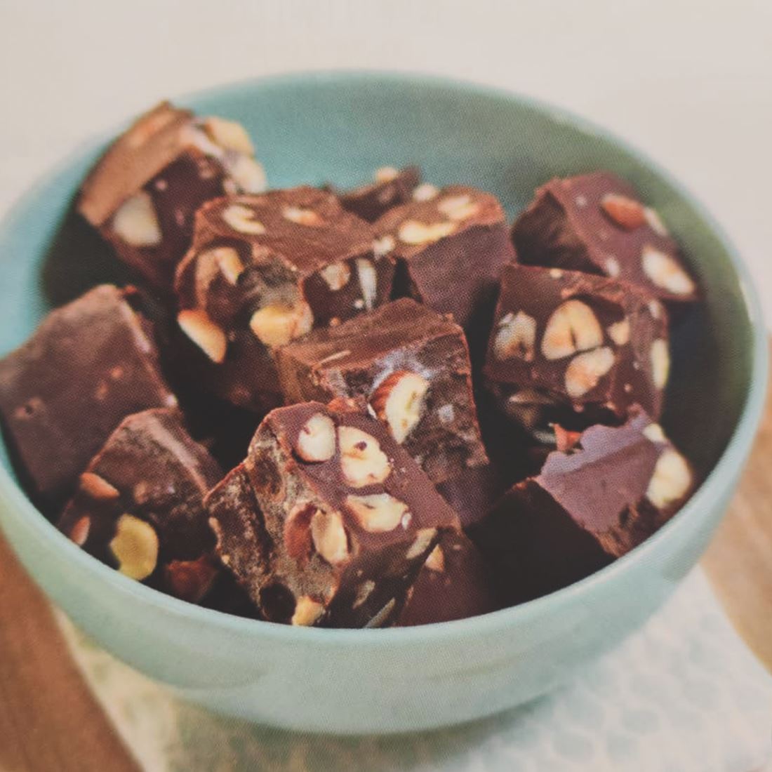 Schoko-Haselnuss-Toffee - einfach und ultralecker - Team Vegan © vegan t shirt