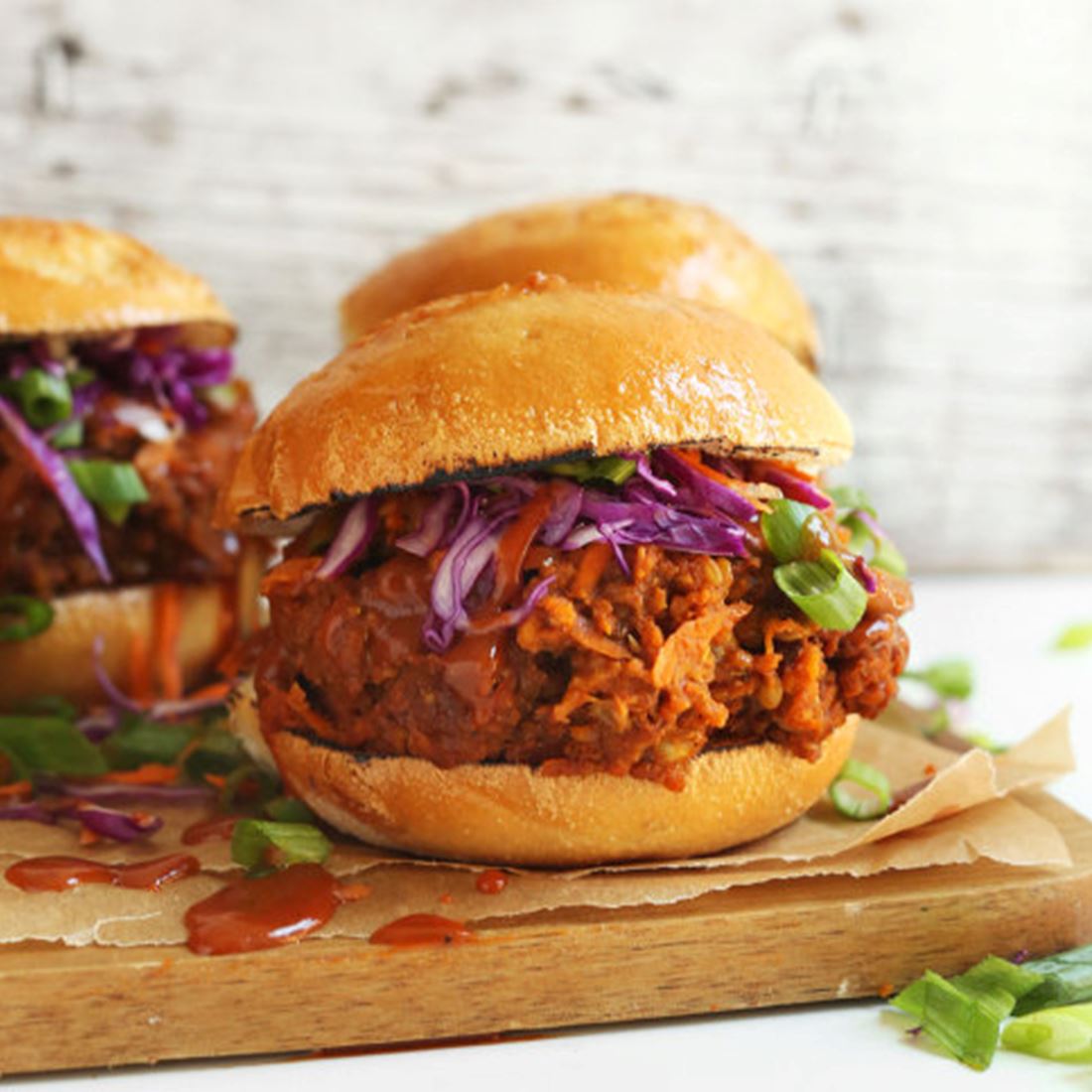 Vegan Pulled Pork Burger - Team Vegan © vegan t shirt