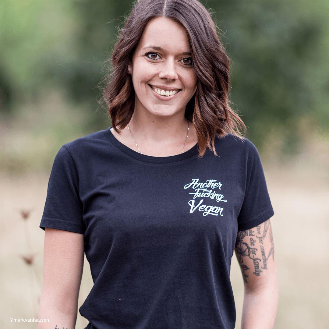 Another fucking vegan - Damen Organic Shirt - Team Vegan © vegan t shirt