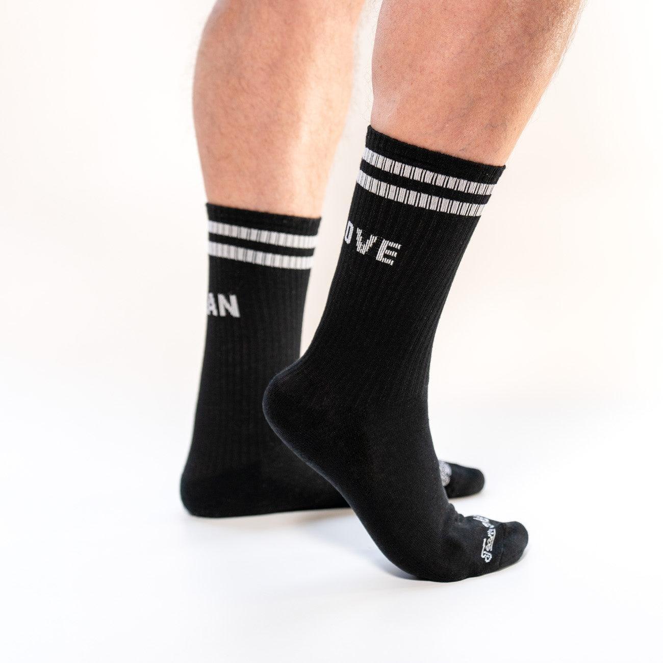 VEGAN IS LOVE - Hohe Sportsocken mit Streifen aus Bio-Baumwolle - 3 Paar - Team Vegan © vegan t shirt