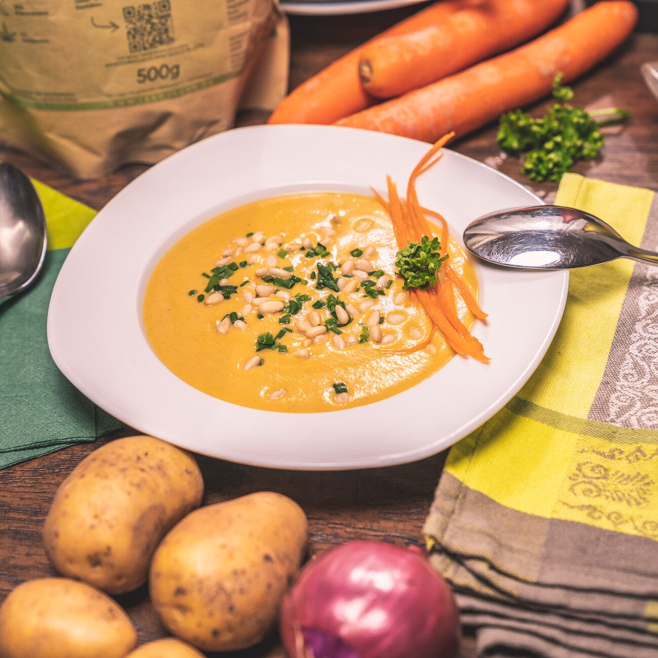 Protein Kartoffel-Karotten-Cremesuppe - Die extra Portion Protein in deinem Gemüse - Team Vegan © vegan t shirt