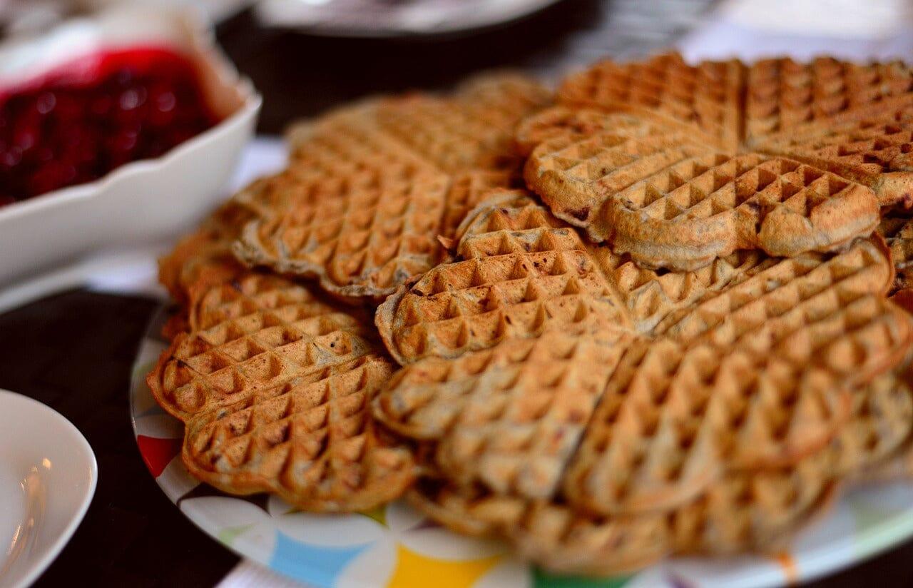 Süße Verführung: Leckere vegane Waffeln zum Dahinschmelzen - Team Vegan © vegan t shirt